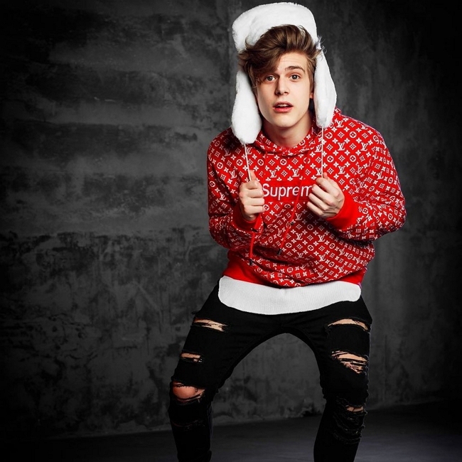 Даниил Данилевский готов прийти на проект к Елене Хроминой Даниил Данилевский готов прийти на проект к Елене Хроминой