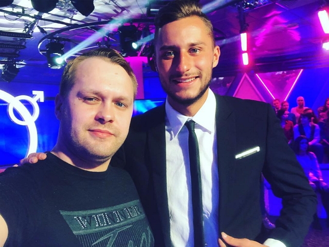 Фото со съёмок ток-шоу (6.04.2018) Фото со съёмок ток-шоу (6.04.2018)