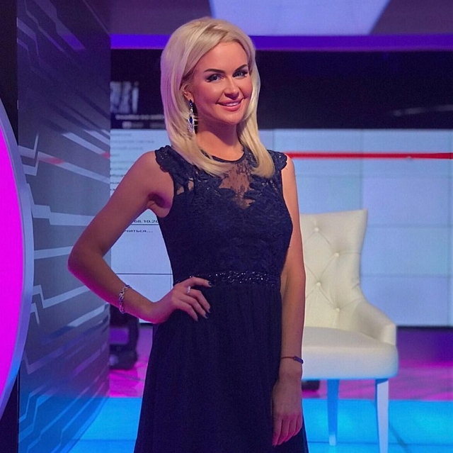 Фото со съёмок ток-шоу (7.04.2018) Фото со съёмок ток-шоу (7.04.2018)