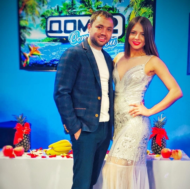 Фото со съёмок ток-шоу (11.04.2018) Фото со съёмок ток-шоу (11.04.2018)