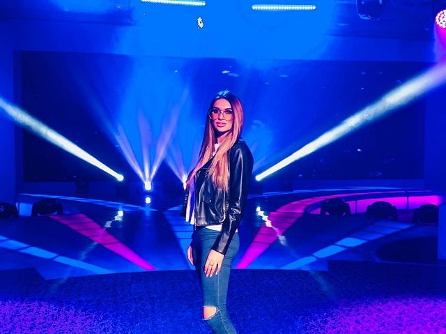 Фото со съёмок ток-шоу (11.04.2018) Фото со съёмок ток-шоу (11.04.2018)