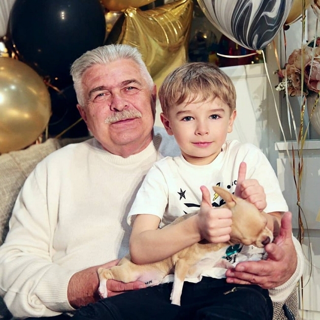 Фото детей участников Дома-2 (21.04.2018) Фото детей участников Дома-2 (21.04.2018)