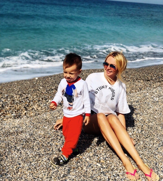 Фото детей участников Дома-2 (21.04.2018) Фото детей участников Дома-2 (21.04.2018)