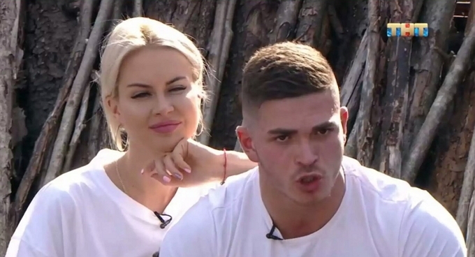 Мнение: Африкантову тянут в ведущие? Мнение: Африкантову тянут в ведущие?