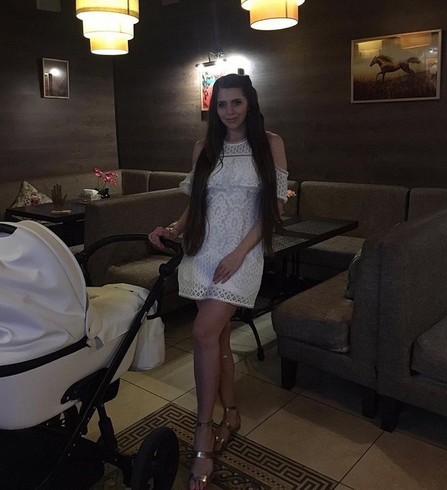 Что мешает Ольге Рапунцель найти себе подруг? Что мешает Ольге Рапунцель найти себе подруг?