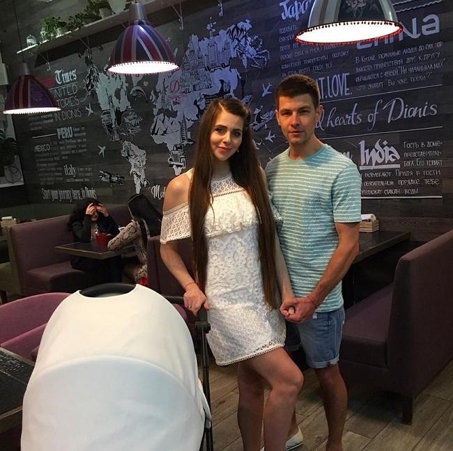 Что мешает Ольге Рапунцель найти себе подруг? Что мешает Ольге Рапунцель найти себе подруг?