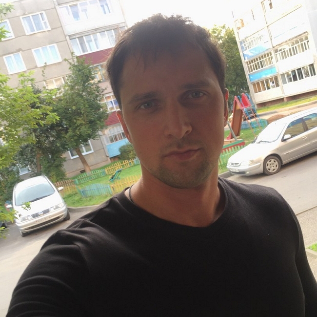 Сергей Сичкар: Мне нужна одна девушка Сергей Сичкар: Мне нужна одна девушка