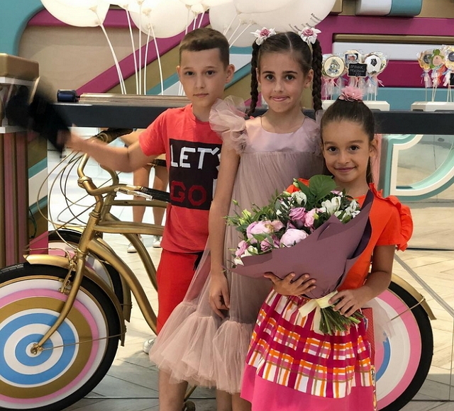 Фото детей участников Дома-2 (25.06.2018) Фото детей участников Дома-2 (25.06.2018)