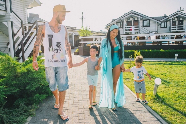 Фото детей участников Дома-2 (27.06.2018) Фото детей участников Дома-2 (27.06.2018)