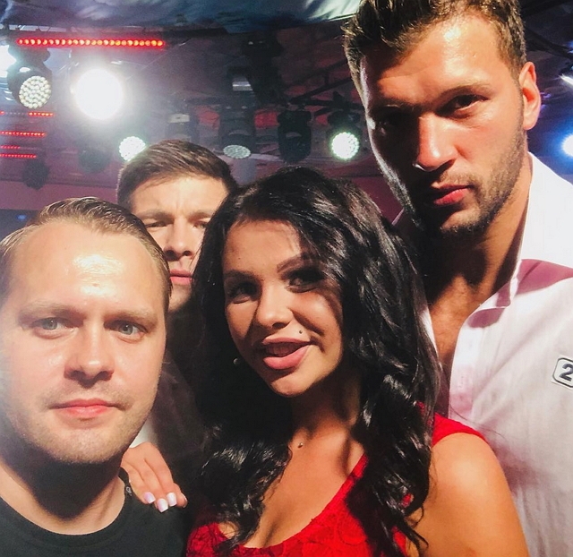 Фото со съёмок ток-шоу (30.06.2018) Фото со съёмок ток-шоу (30.06.2018)