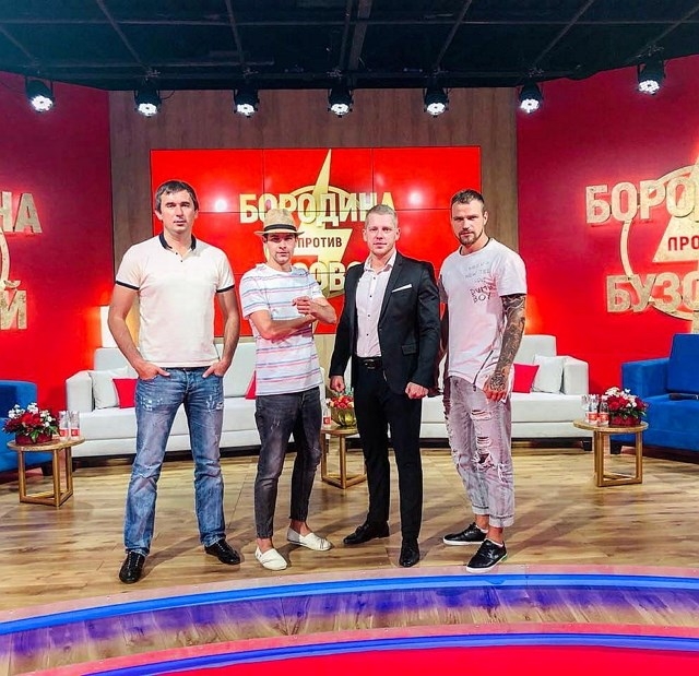 Фото со съёмок ток-шоу (3.09.2018) Фото со съёмок ток-шоу (3.09.2018)