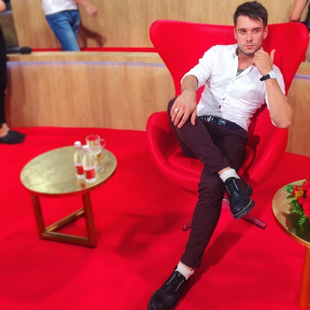 Фото со съёмок ток-шоу (3.09.2018) Фото со съёмок ток-шоу (3.09.2018)