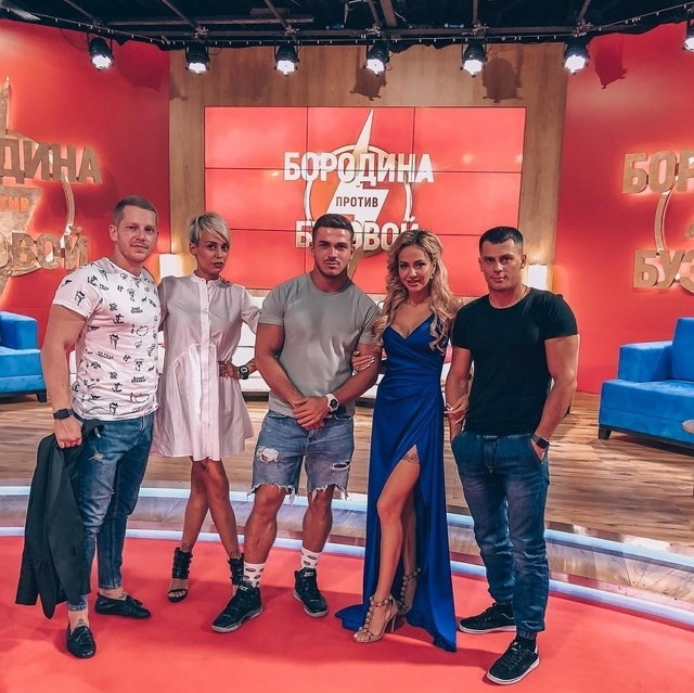 Фото со съёмок ток-шоу (27.09.2018) Фото со съёмок ток-шоу (27.09.2018)