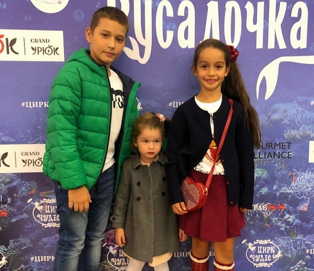 Фото детей участников Дома-2 (1.10.2018) Фото детей участников Дома-2 (1.10.2018)