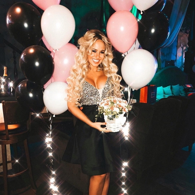 Мария Кохно отметила день рождения с бывшим возлюбленным Мария Кохно отметила день рождения с бывшим возлюбленным