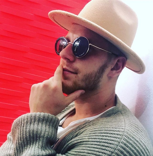 Никита Шалюков в поисках родного отца Никита Шалюков в поисках родного отца