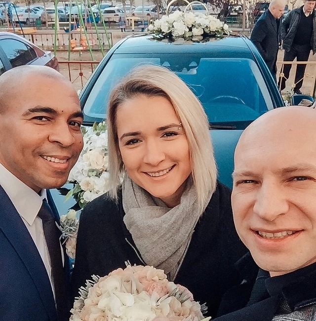 Экс-звезда Дома-2 Сэм Селезнев перестал быть холостяком Экс-звезда Дома-2 Сэм Селезнев перестал быть холостяком