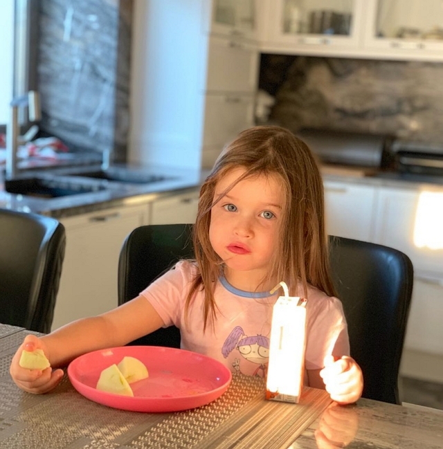 Фото детей участников Дома-2 (15.12.2018) Фото детей участников Дома-2 (15.12.2018)