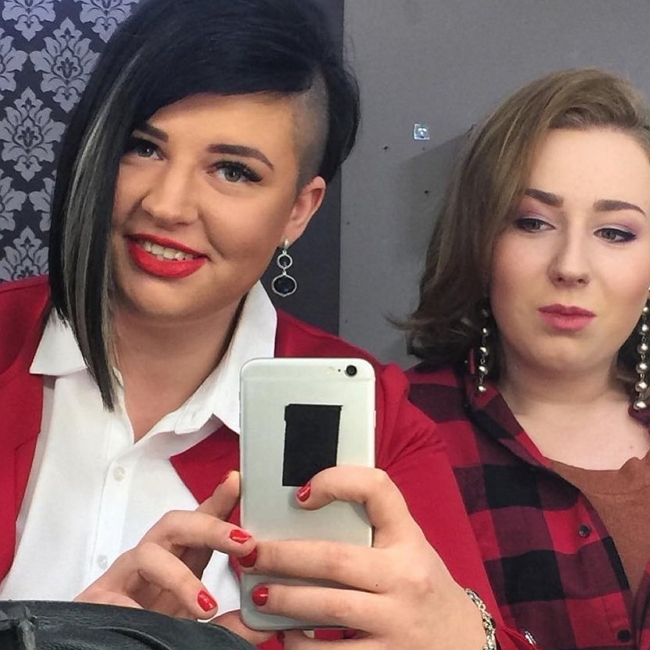 Александра Черно собирает на Доме-2 всю свою семью? Александра Черно собирает на Доме-2 всю свою семью?