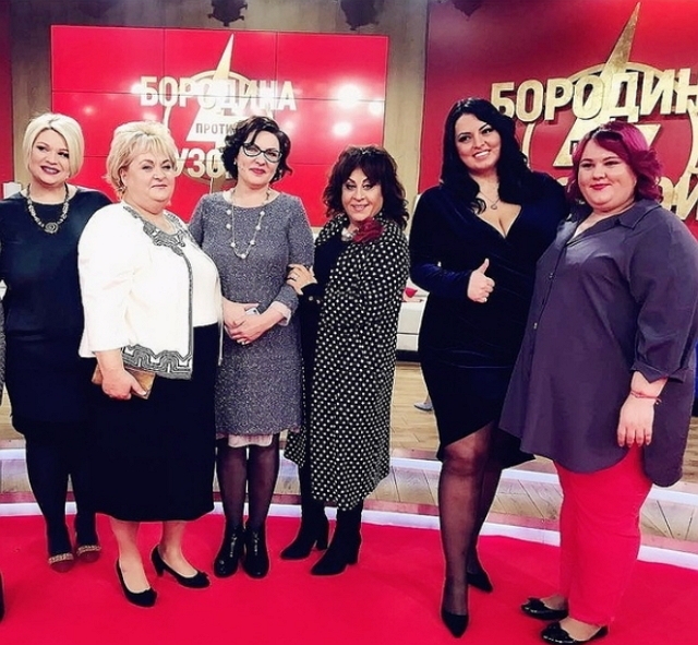 Фото со съёмок ток-шоу (15.01.2019) Фото со съёмок ток-шоу (15.01.2019)