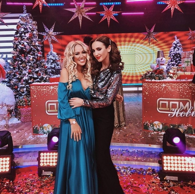 Фото со съёмок ток-шоу (15.01.2019) Фото со съёмок ток-шоу (15.01.2019)