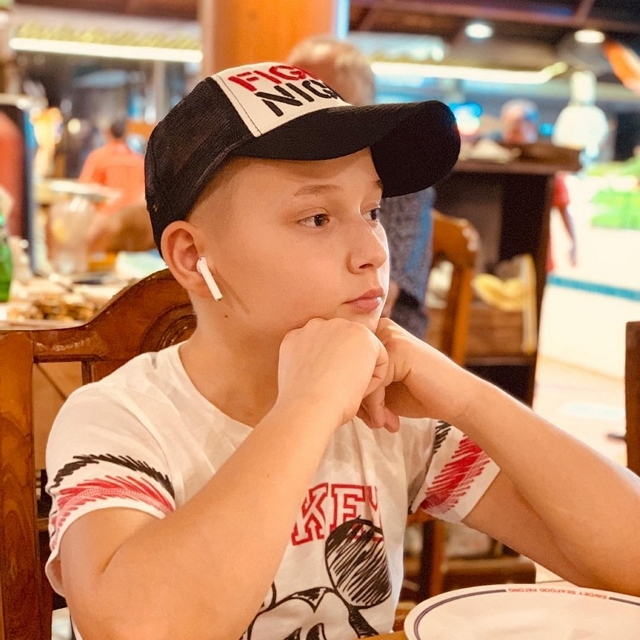 Ксения Бородина улетела с семьёй в Таиланд Ксения Бородина улетела с семьёй в Таиланд