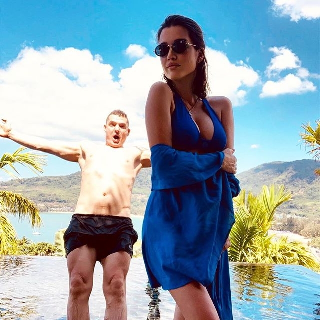 Ксения Бородина улетела с семьёй в Таиланд Ксения Бородина улетела с семьёй в Таиланд