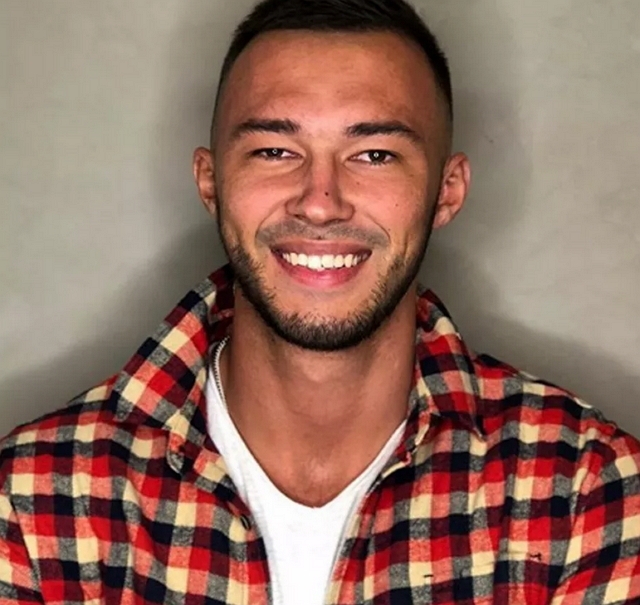 Мнение: Саймон Марданшин скоро покинет проект? Мнение: Саймон Марданшин скоро покинет проект?