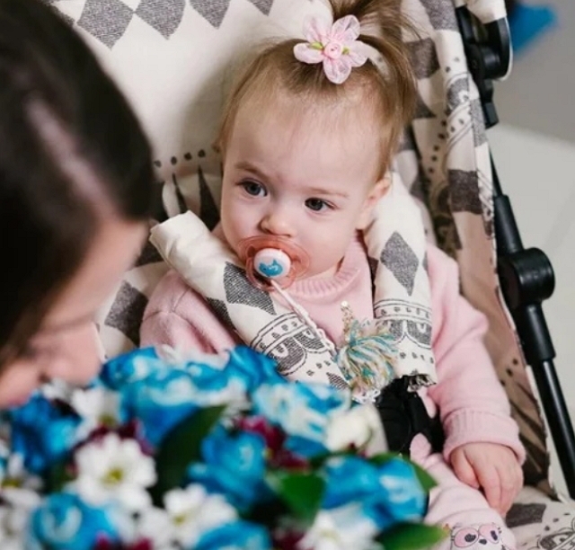 Зрители намерены добиться того, чтобы у Рапунцелей отобрали ребенка Зрители намерены добиться того, чтобы у Рапунцелей отобрали ребенка