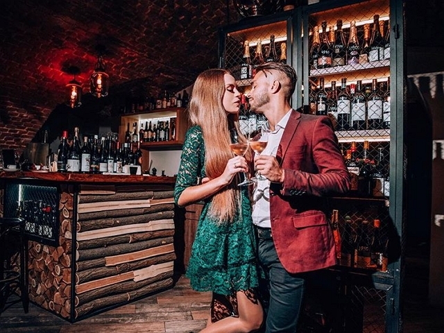 Алексей Безус: Да, я любитель этих напитков Алексей Безус: Да, я любитель этих напитков