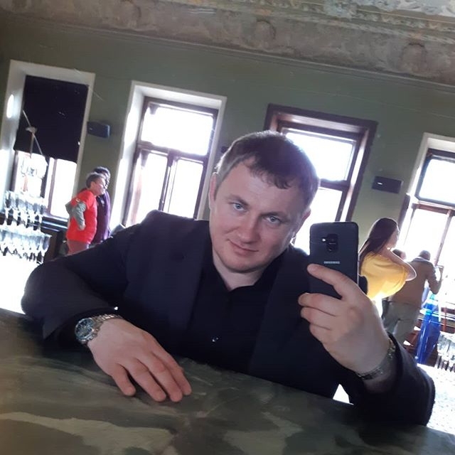 ����� ����� ���: ������ �����������