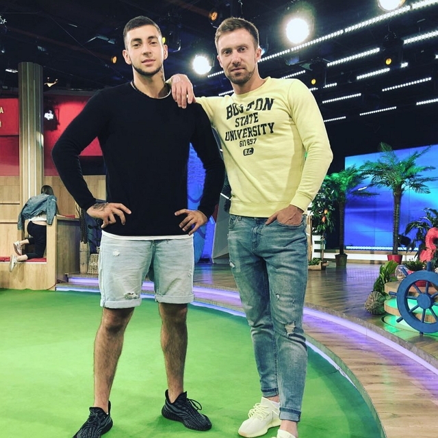 Фото со съёмок ток-шоу (1.07.2019) Фото со съёмок ток-шоу (1.07.2019)