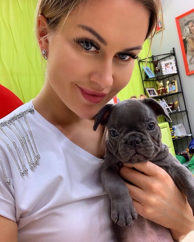 Марина Африкантова: Отвезли любимца заводчику Марина Африкантова: Отвезли любимца заводчику