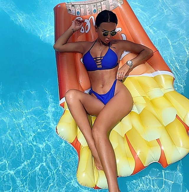 Анна Левченко: Просто тяжело Анна Левченко: Просто тяжело