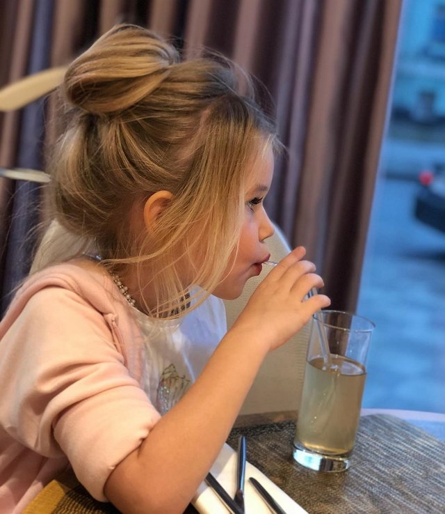 Елена Бушина: Что нам делать со сном Лауры? Елена Бушина: Что нам делать со сном Лауры?