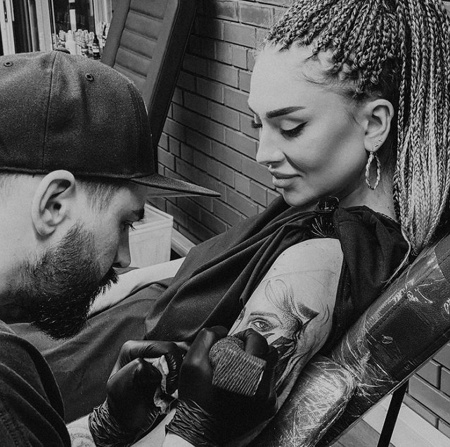 Блог редакции: Татьяна Мусульбес начала набивать "рукав" Блог редакции: Татьяна Мусульбес начала набивать "рукав"