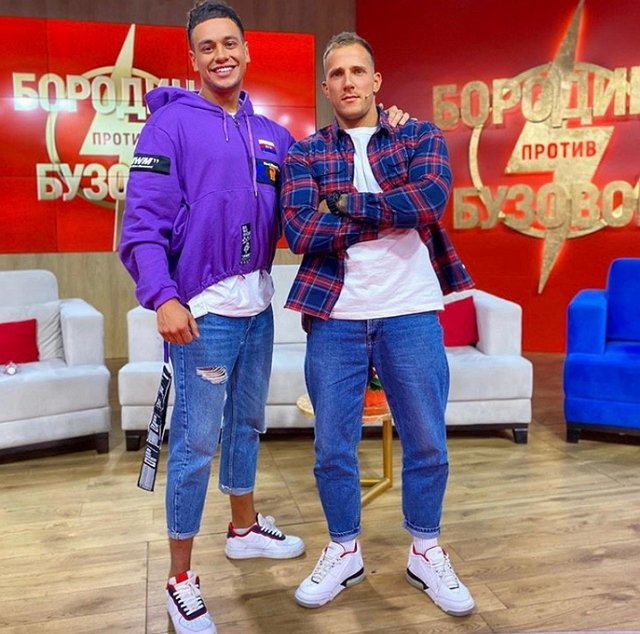 Даниил Сахнов: Мне нравится, как Лёша относится к Майе Даниил Сахнов: Мне нравится, как Лёша относится к Майе