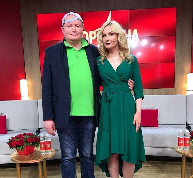 Фото со съёмок ток-шоу (10.05.2020) Фото со съёмок ток-шоу (10.05.2020)