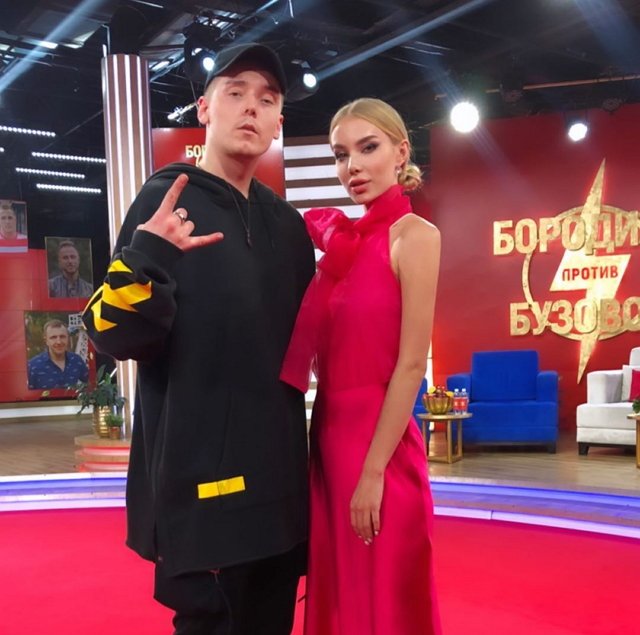 Фото со съёмок ток-шоу (16.05.2020) Фото со съёмок ток-шоу (16.05.2020)