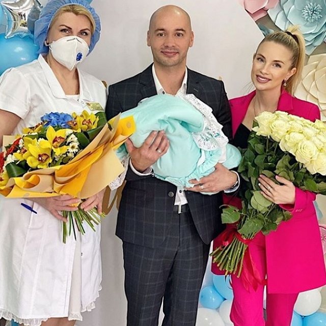 Кристина Черкасова: Мы с папой распределили обязанности Кристина Черкасова: Мы с папой распределили обязанности