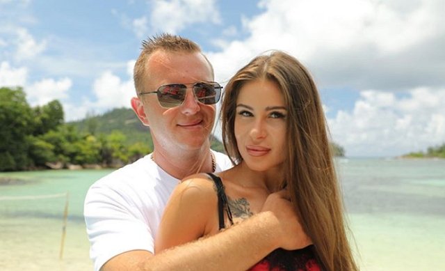 Илья Яббаров устроил для Анастасии Голд свадебную церемонию Илья Яббаров устроил для Анастасии Голд свадебную церемонию