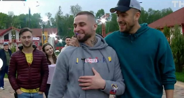 Ведущие «Дома-2» поддерживают двойные стандарты на поляне? Ведущие «Дома-2» поддерживают двойные стандарты на поляне?