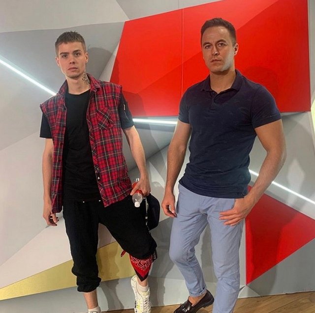 Никита Уманский: Колесников смотрит видеоуроки Никита Уманский: Колесников смотрит видеоуроки