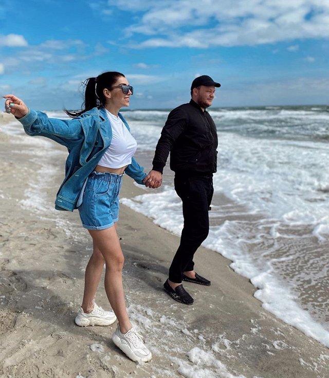 Дмитрий Кварацхелия публично нагрубил своей жене Дмитрий Кварацхелия публично нагрубил своей жене