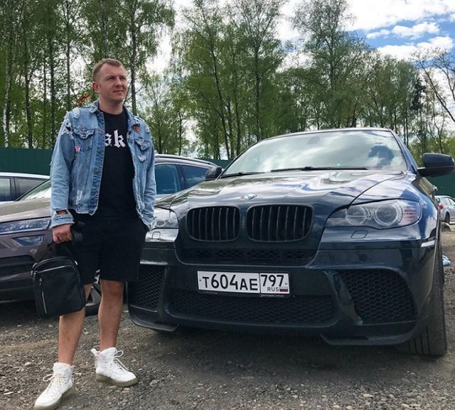 Яббаров и Безус придираются к чужому кольцу Яббаров и Безус придираются к чужому кольцу