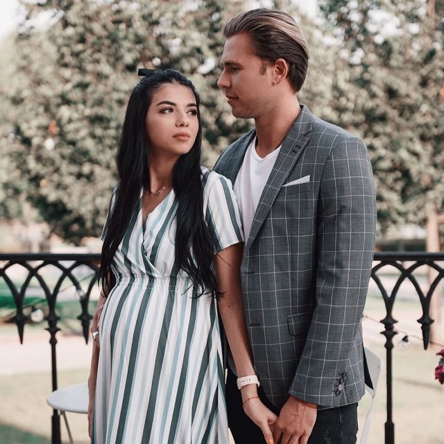 Ира Пингвинова хочет сыграть свадьбу после рождения дочки Ира Пингвинова хочет сыграть свадьбу после рождения дочки