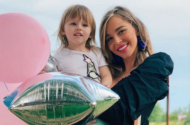 Настя Лисова рассекретила имя дочери Настя Лисова рассекретила имя дочери