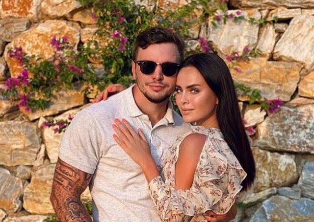 Виктория Романец похвасталась ремонтом в новом таунхаусе Виктория Романец похвасталась ремонтом в новом таунхаусе