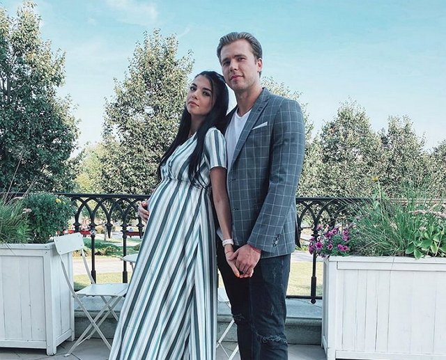 Молодёжь настроена против пары Задойновых Молодёжь настроена против пары Задойновых