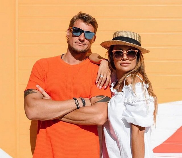 Молодёжь настроена против пары Задойновых Молодёжь настроена против пары Задойновых